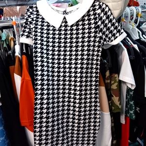 Girl's Dress Size 6